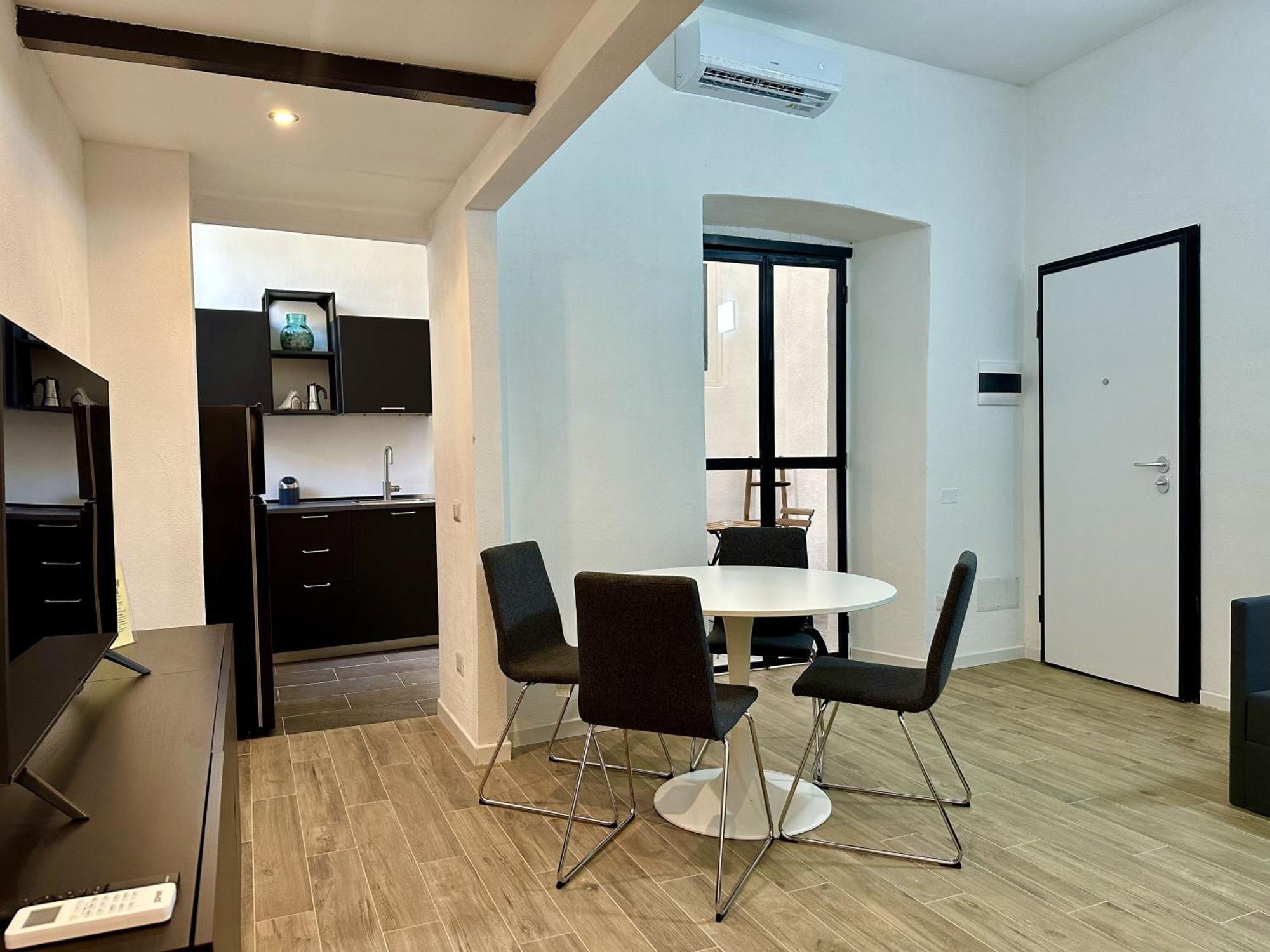 Апартаменти My Exclusive Cavour Loft Da Sogno A Кальярі Екстер'єр фото